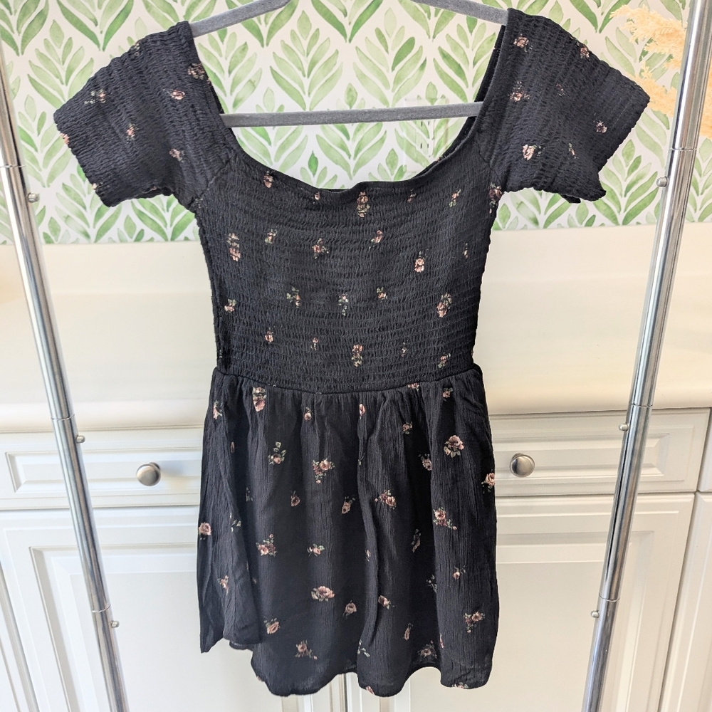 Audrey 3+1 Floral Babydoll Smocked Top Off The Shoulder Small